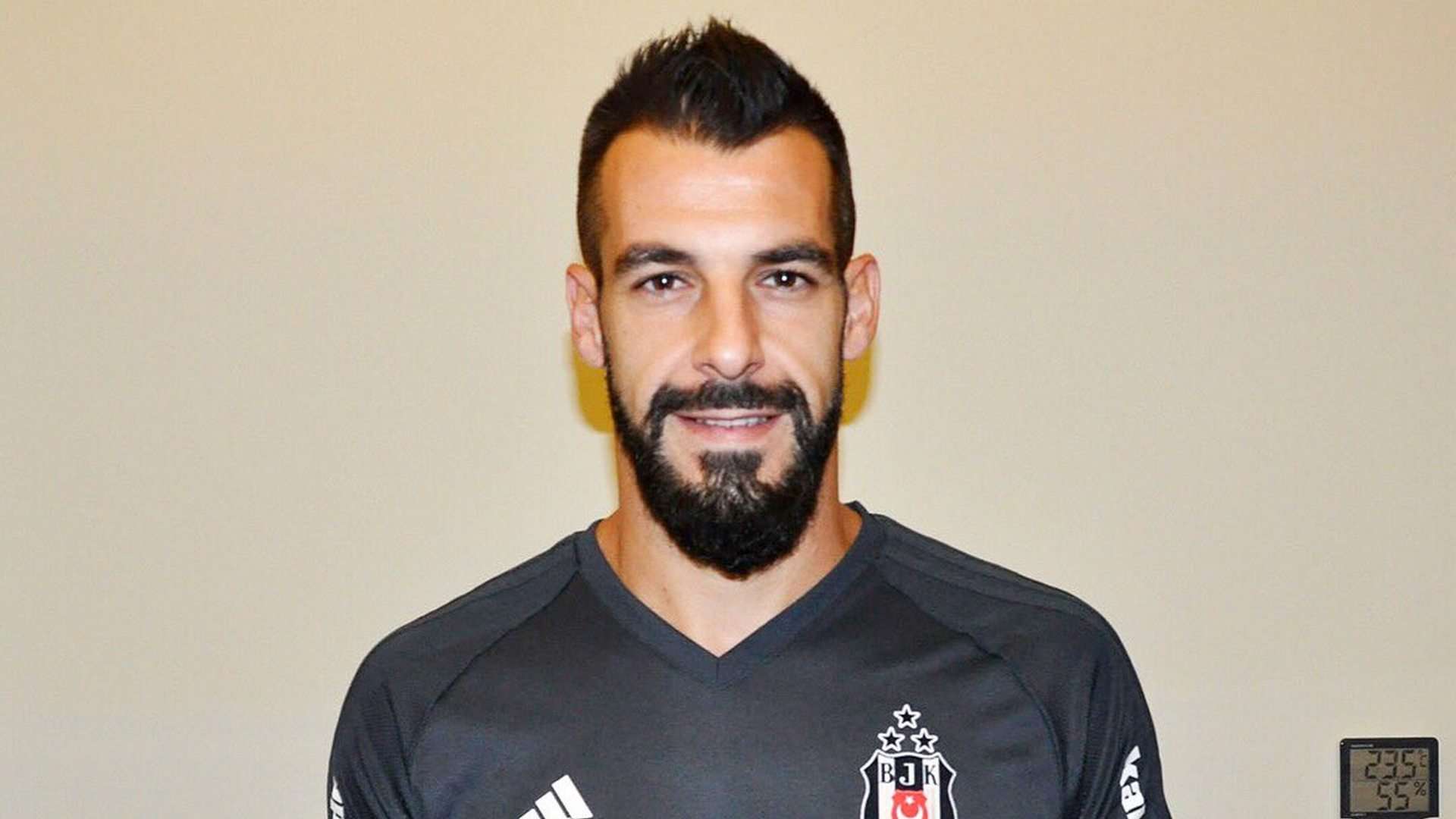 Alvaro Negredo Besiktas