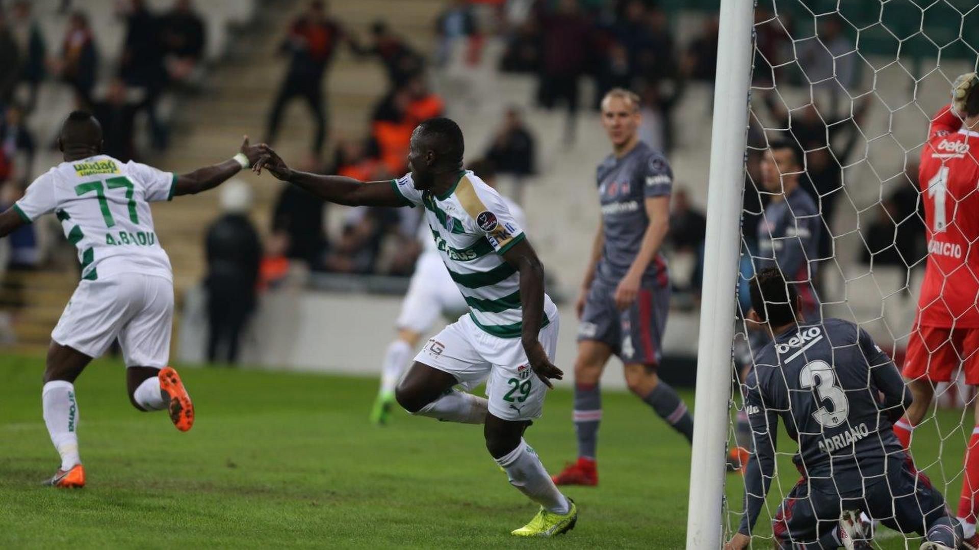 Dzon Delarge goal celebration Bursaspor Besiktas 222018