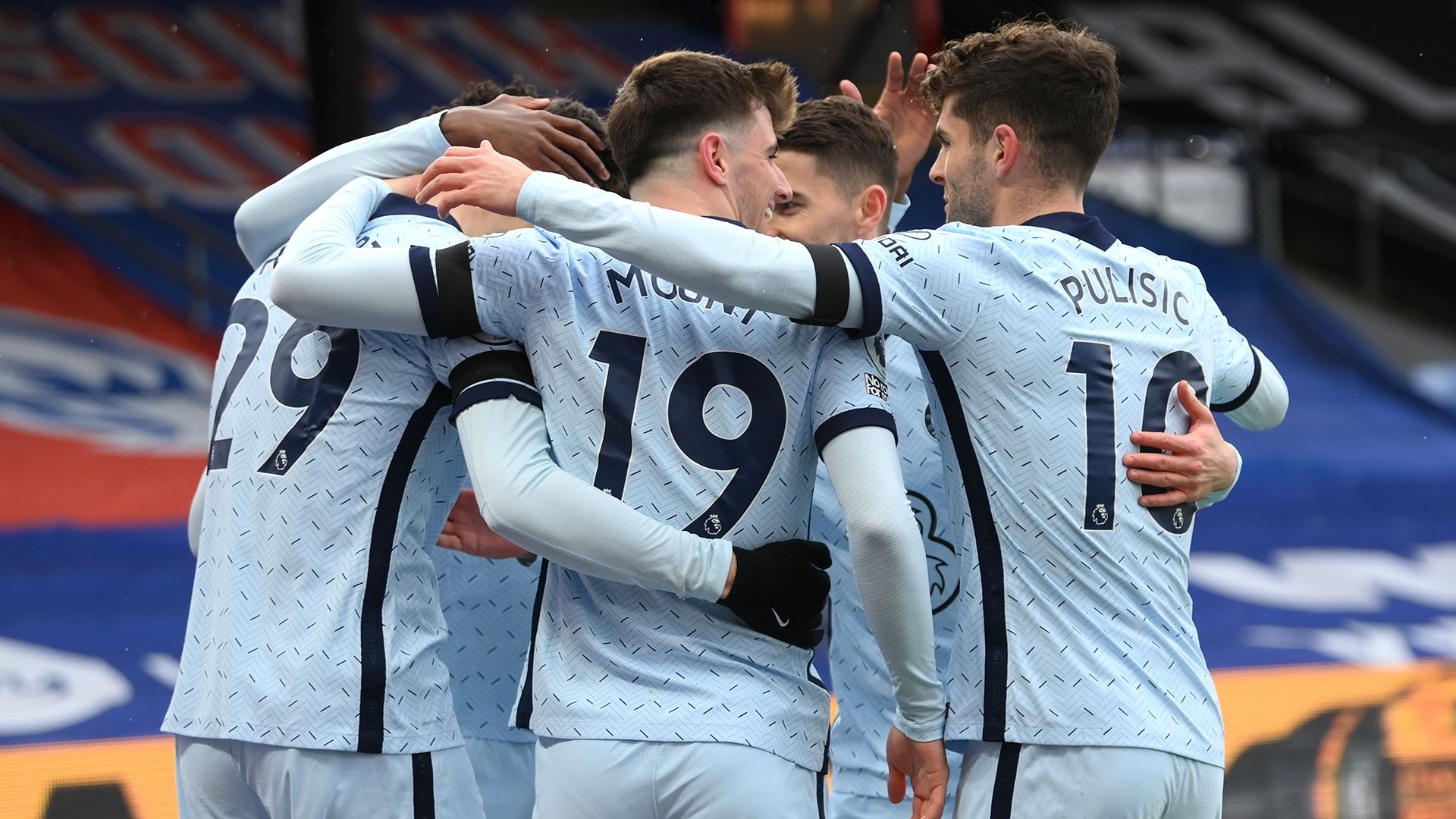 Chelsea celebrating 2020-21