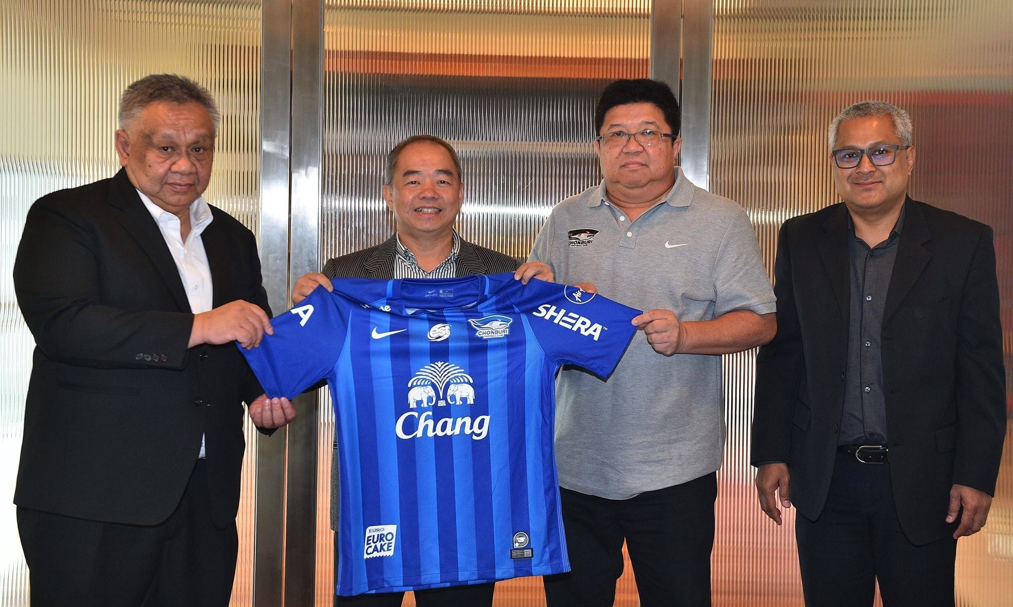 "เฌอร่า" ชลบุรี เอฟซี