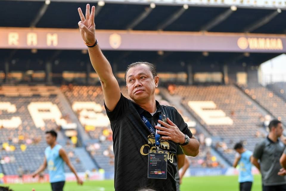 เนวิน ชิดชอบ