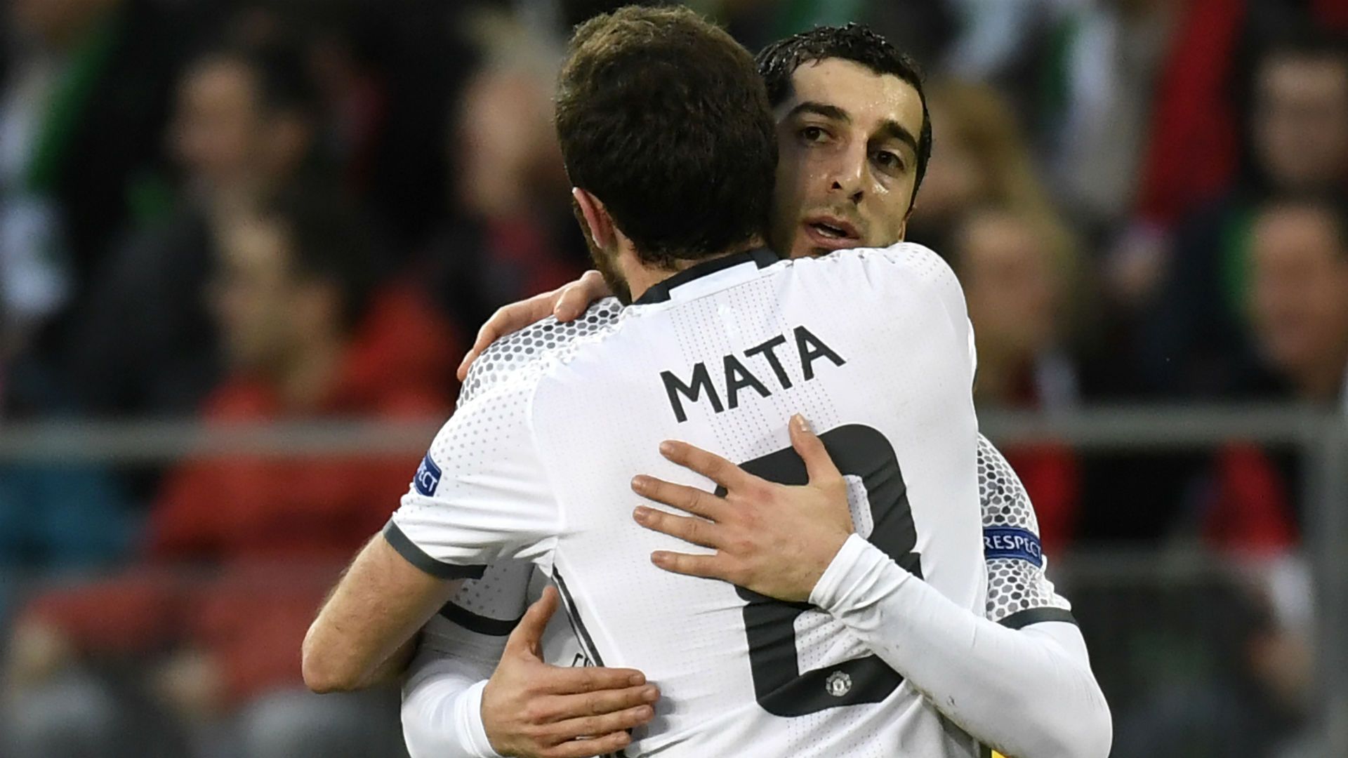 Henrikh Mkhitaryan Juan Mata Saint-Etienne Manchester United UEFA Europa League 20022016