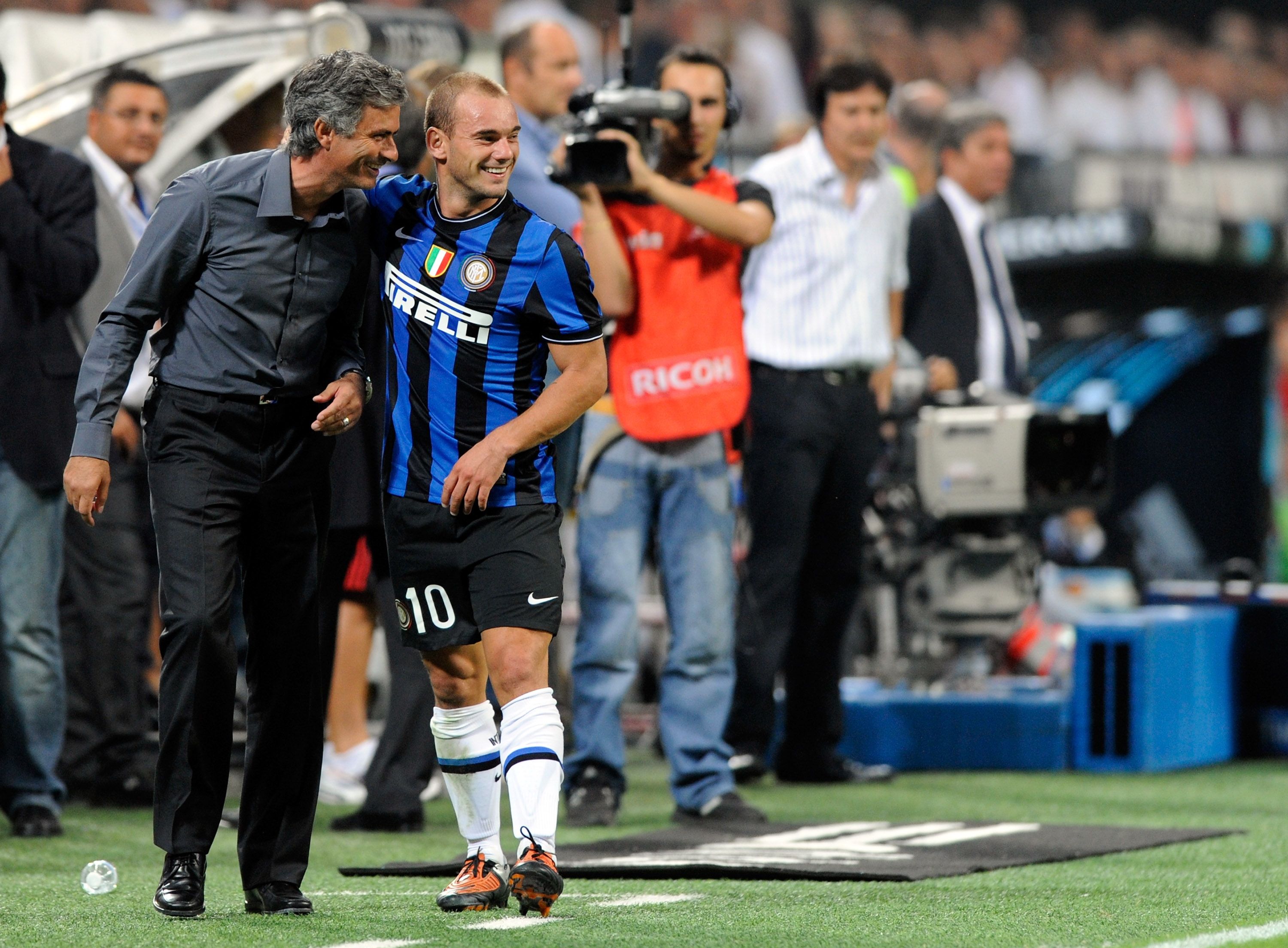 José Mourinho and Wesley Sneijder, Internazionale - AC Milan 2010