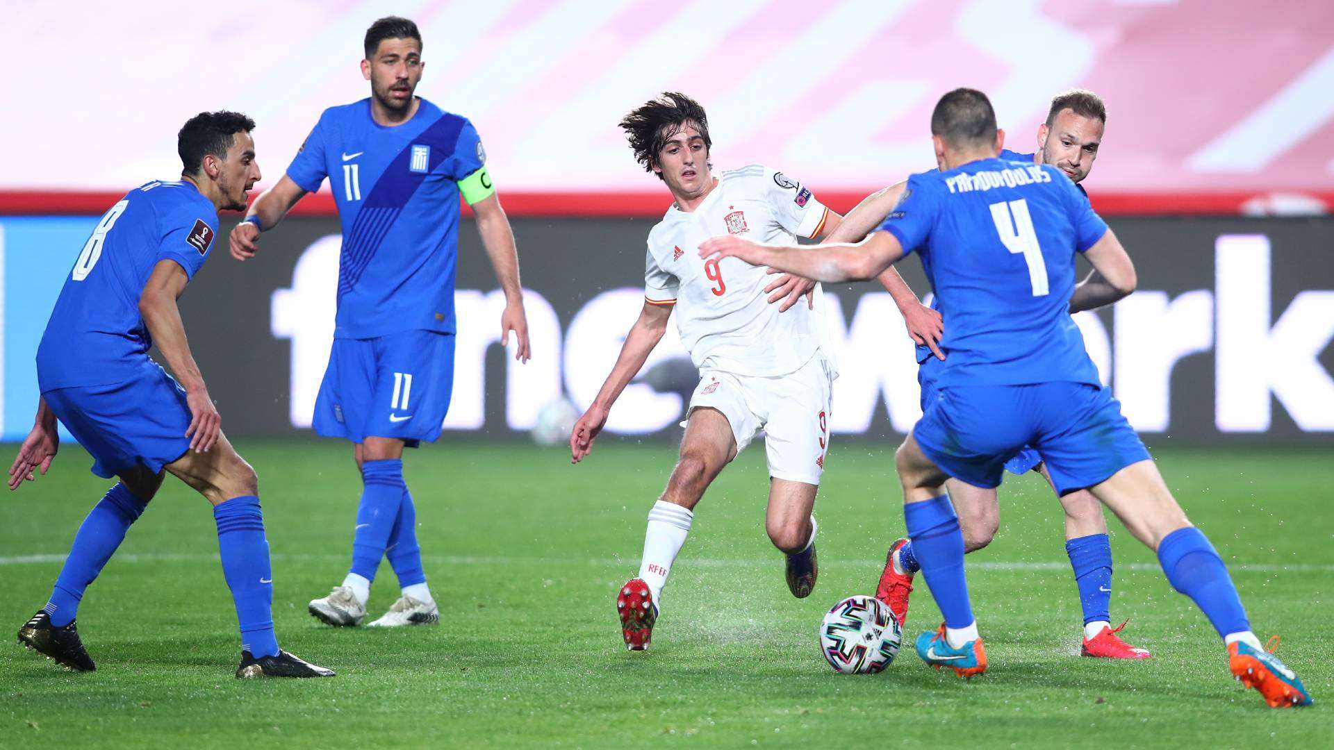 Bryan Gil España Grecia Mundial Qatar 2022