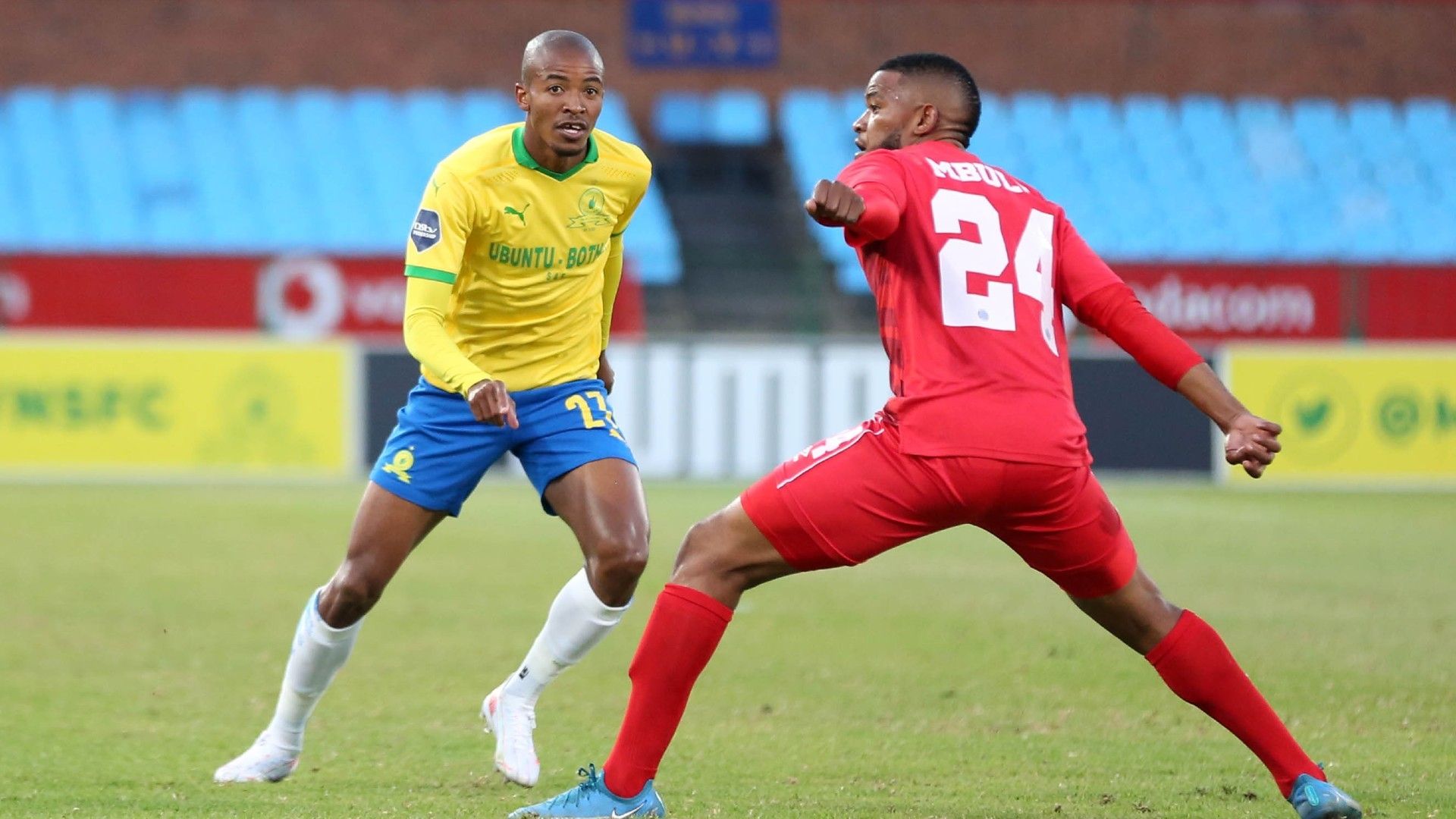 MASANDAWANA ELATED TO KICKSTART THE YEAR Mamelodi Sundowns🌑 Descubra