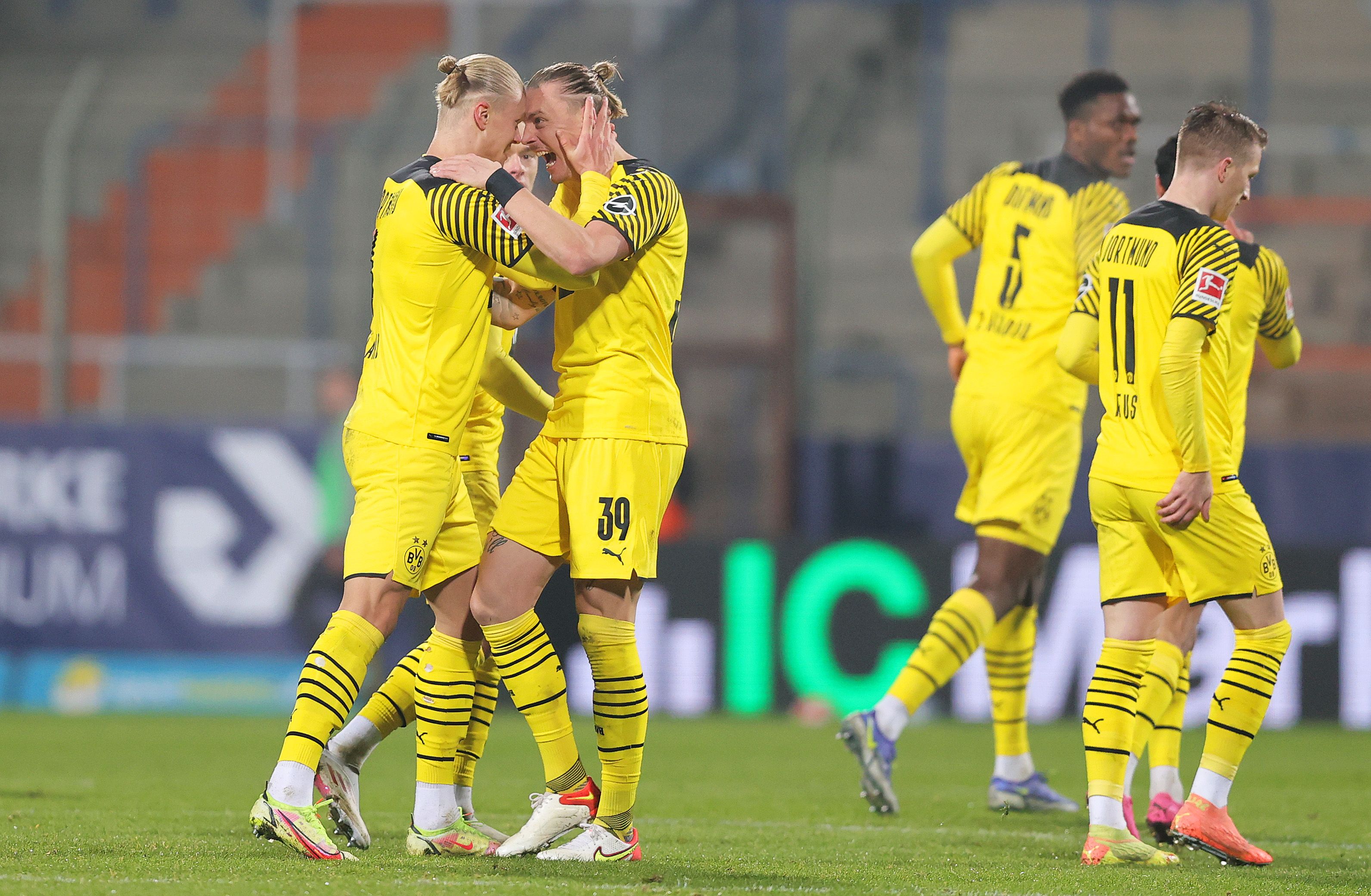 Borussia Dortmund 11122021