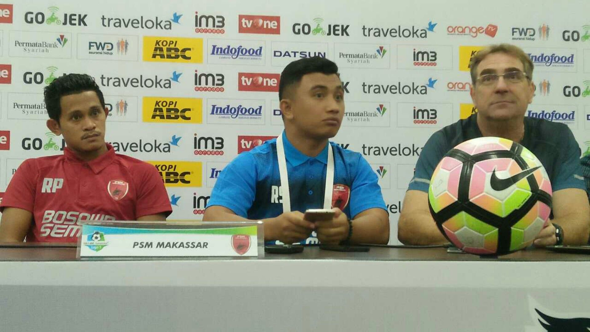 PSM Makassar Robert Rene Alberts Rizky Pellu