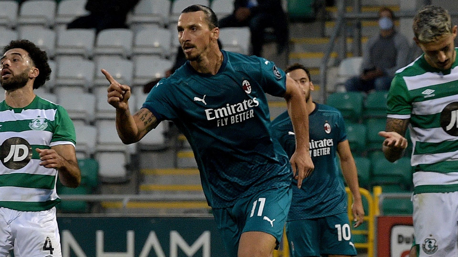 Ibrahimovic Shamrock Rovers Milan Europa League