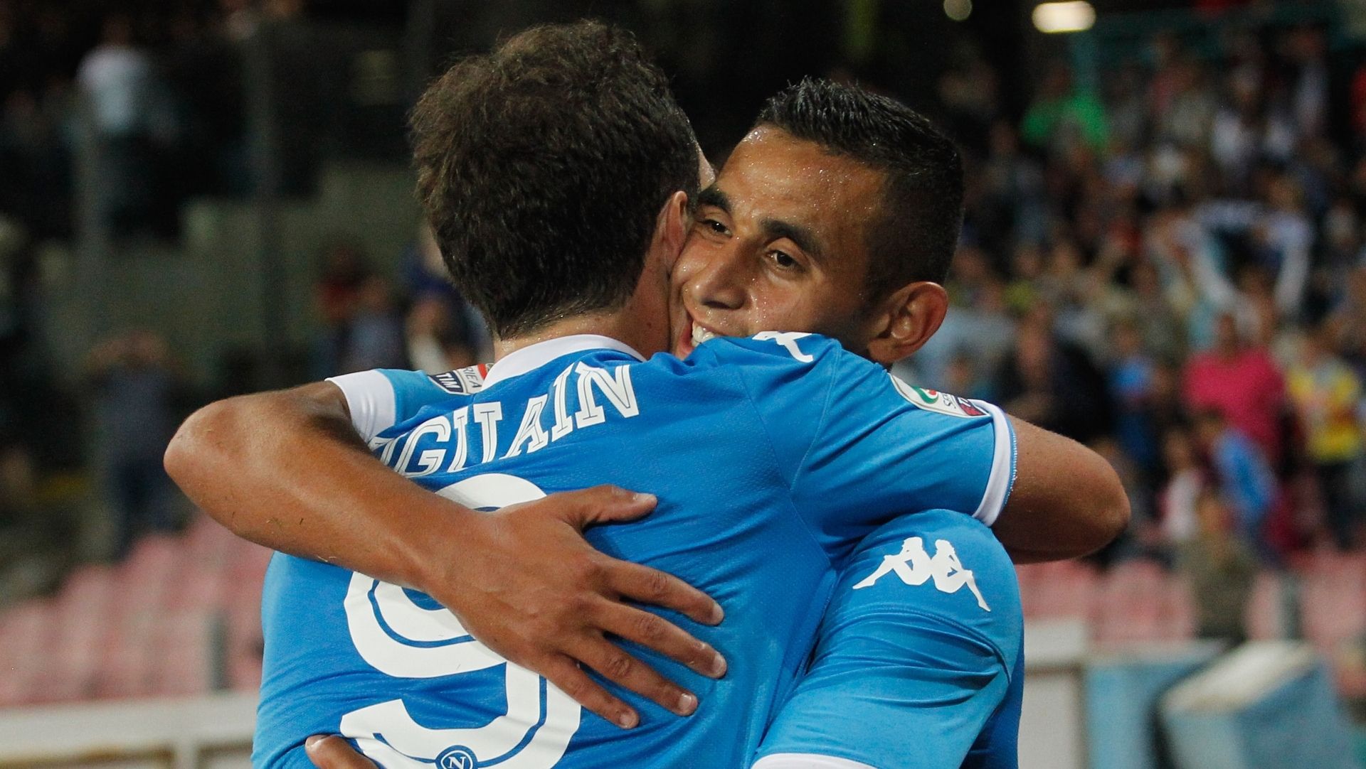 Faouzi Ghoulam Gonzalo Higuain Napoli