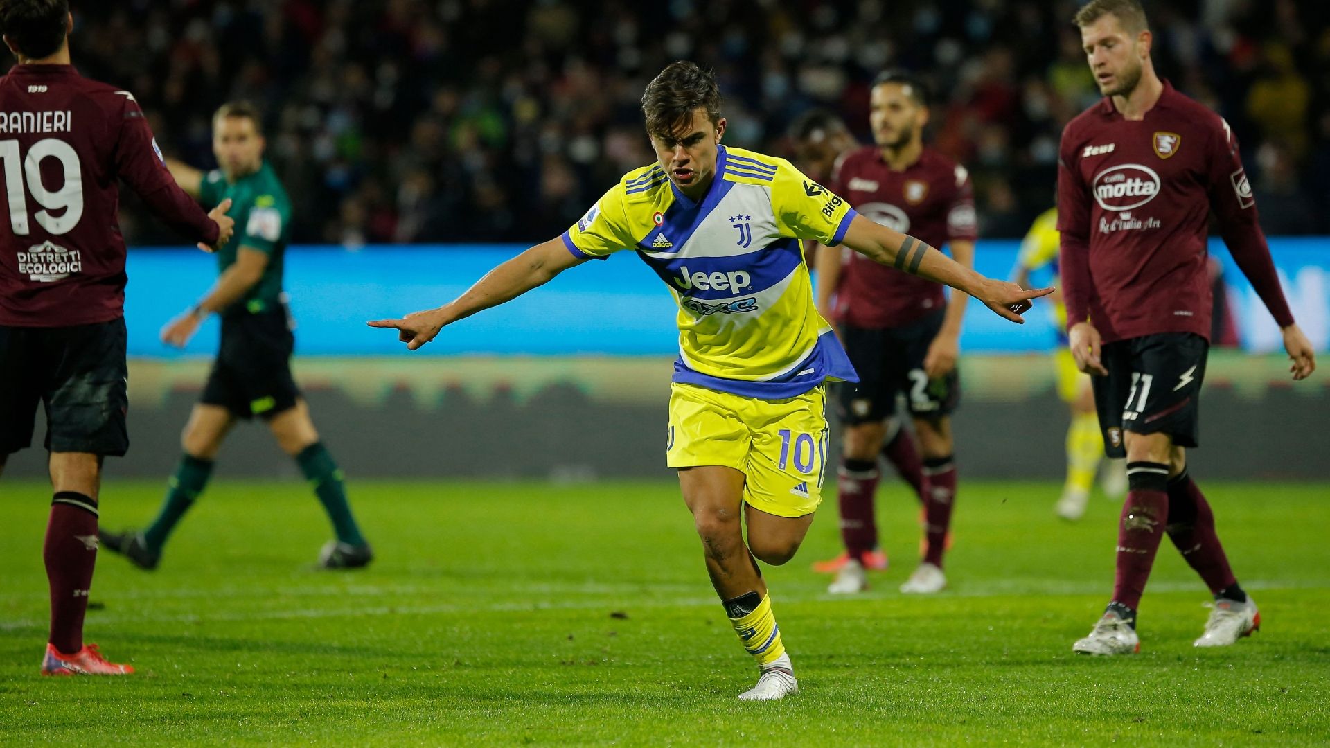 Paulo Dybala Juventus 3rd kit