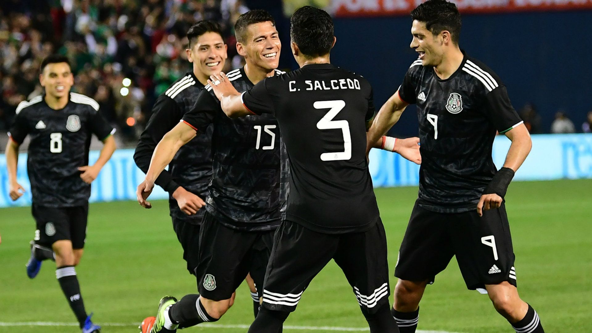 Selección mexicana Héctor Moreno Raúl Jiménez 250319