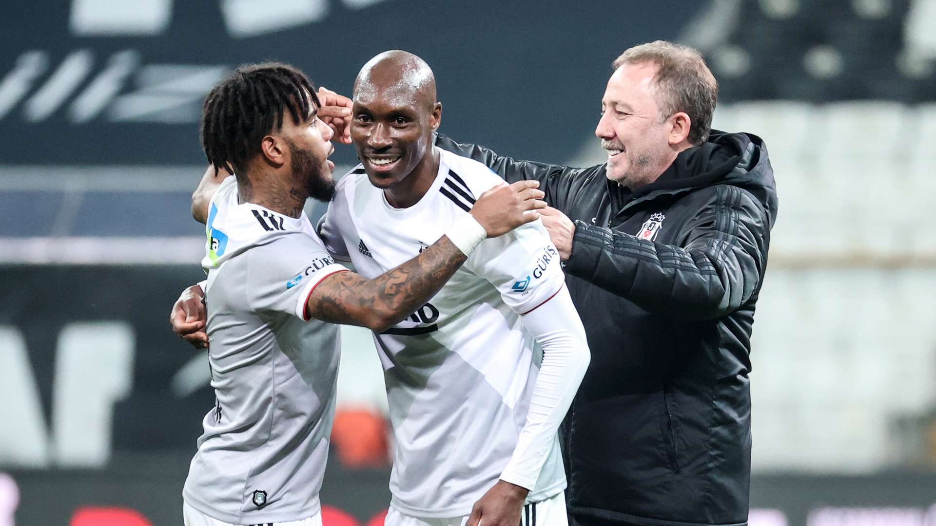 Atiba Rosier Sergen Yalcin Besiktas 02072021