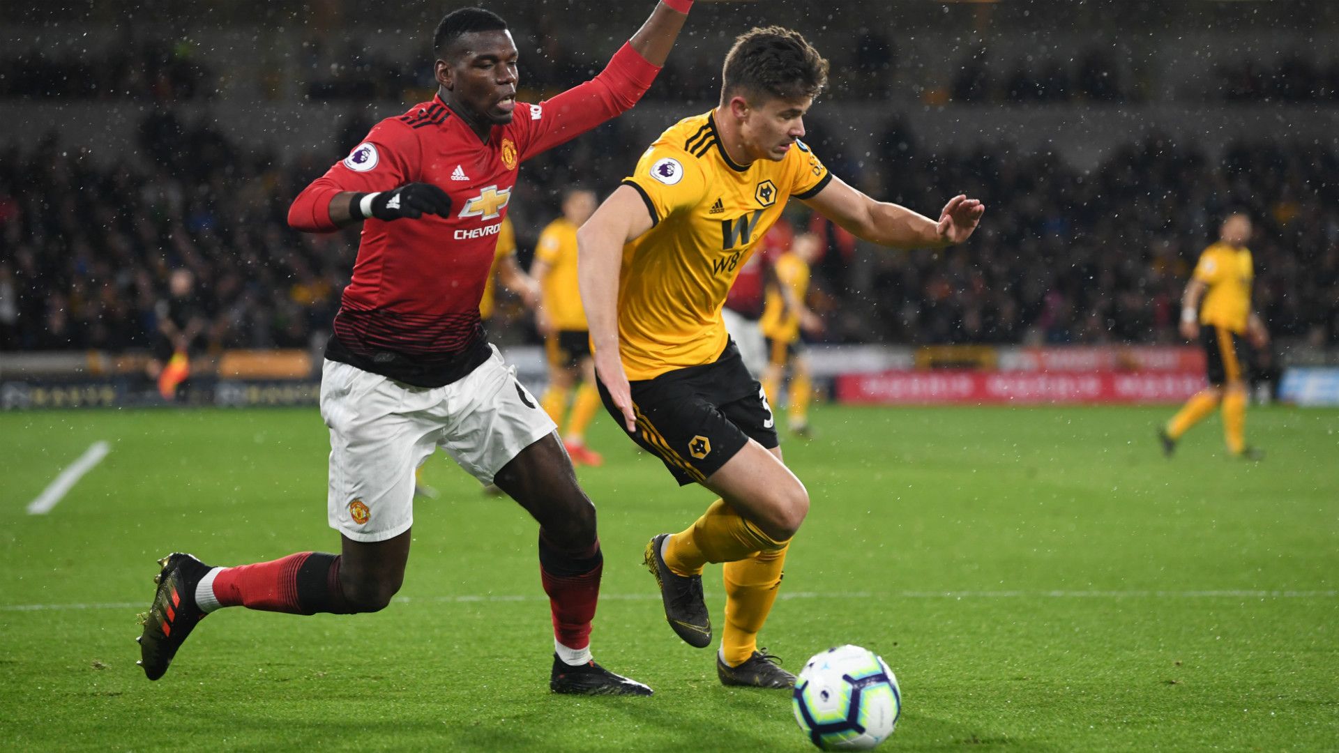 PAUL POGBA MANCHESTER UNITED LEANDER DENDONCKER WOLVERHAMPTON PREMIER LEAGUE 02042019