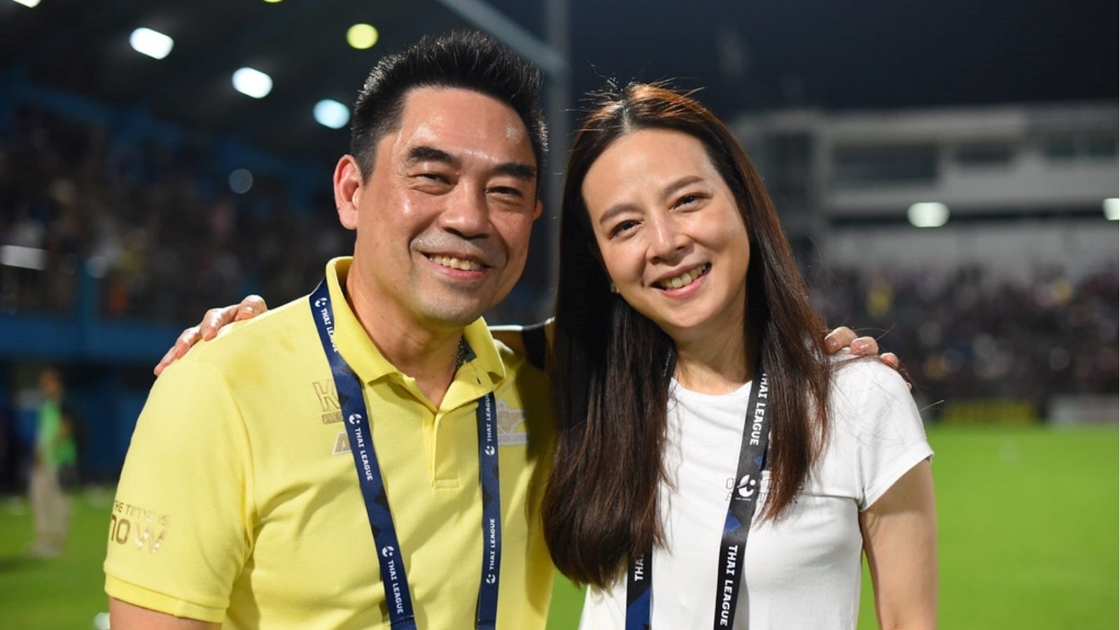 ขจร - นวลวพรรณ