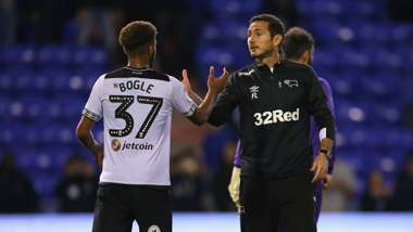 8b25fc4eede85e6f5fdcdc24e1bad43d573aeb4b