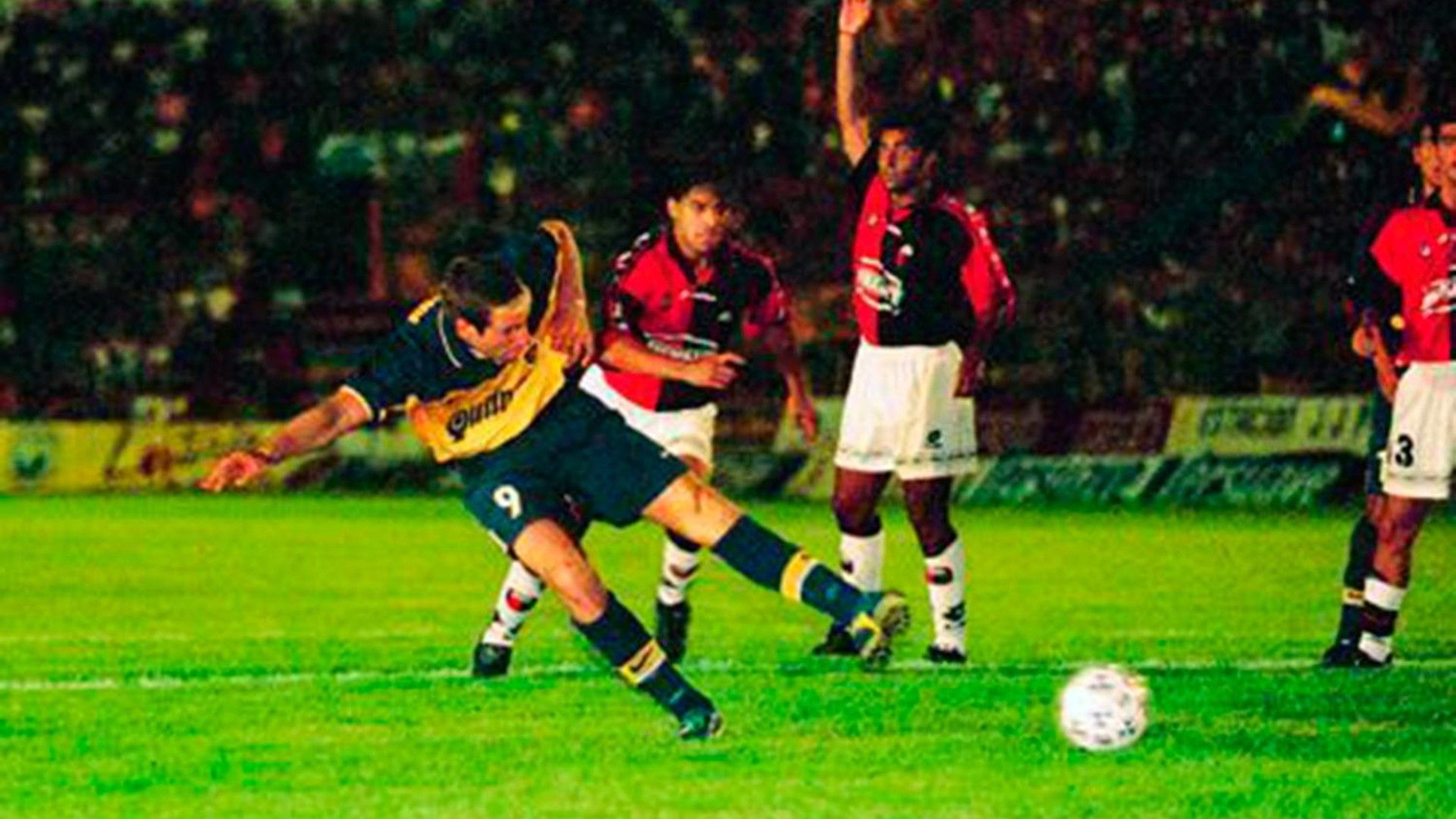 Martin Palermo Boca Colon Apertura 1999