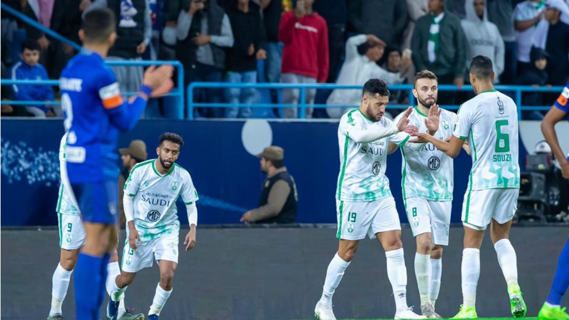 الأهلي الهلال الدوري السعودي