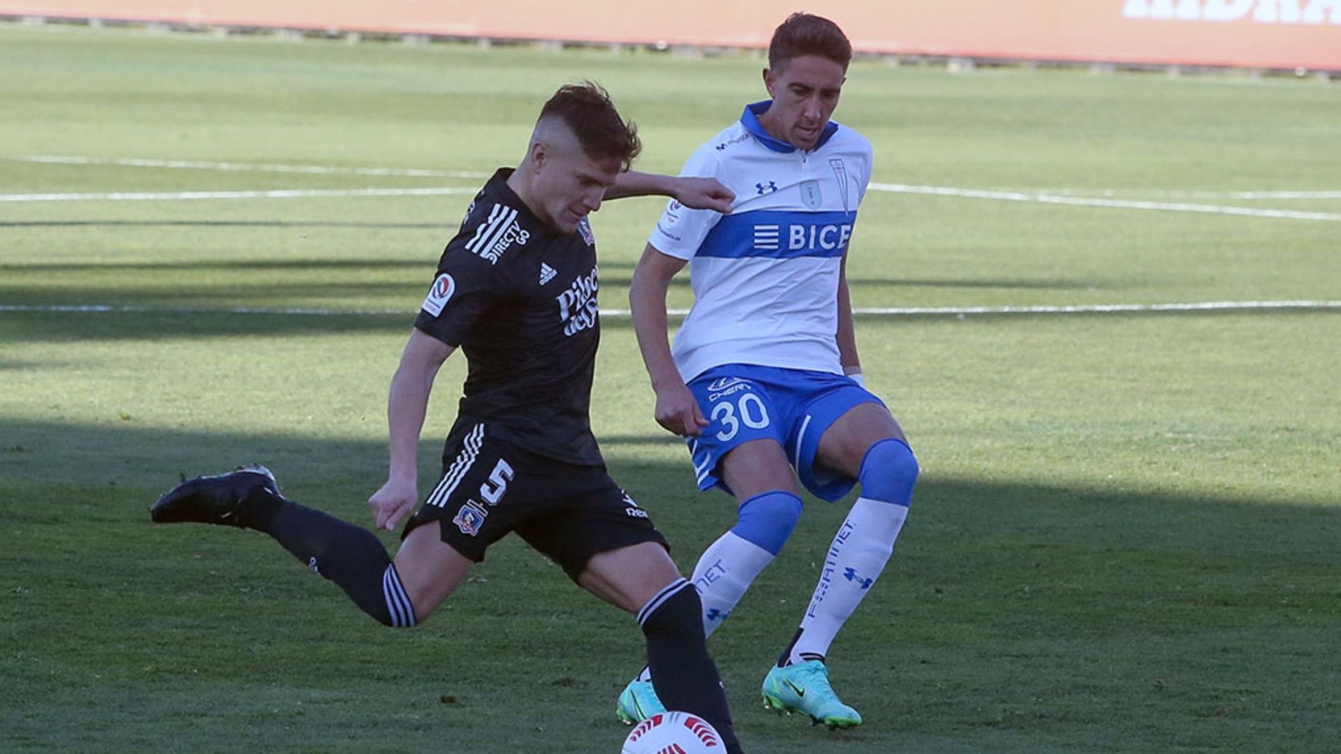 Leonardo Gil Diego Valencia Universidad Católica Colo Colo