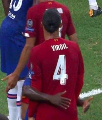 UEFA Super Cup Liverpool vs Chelsea Kante marking Van dijk