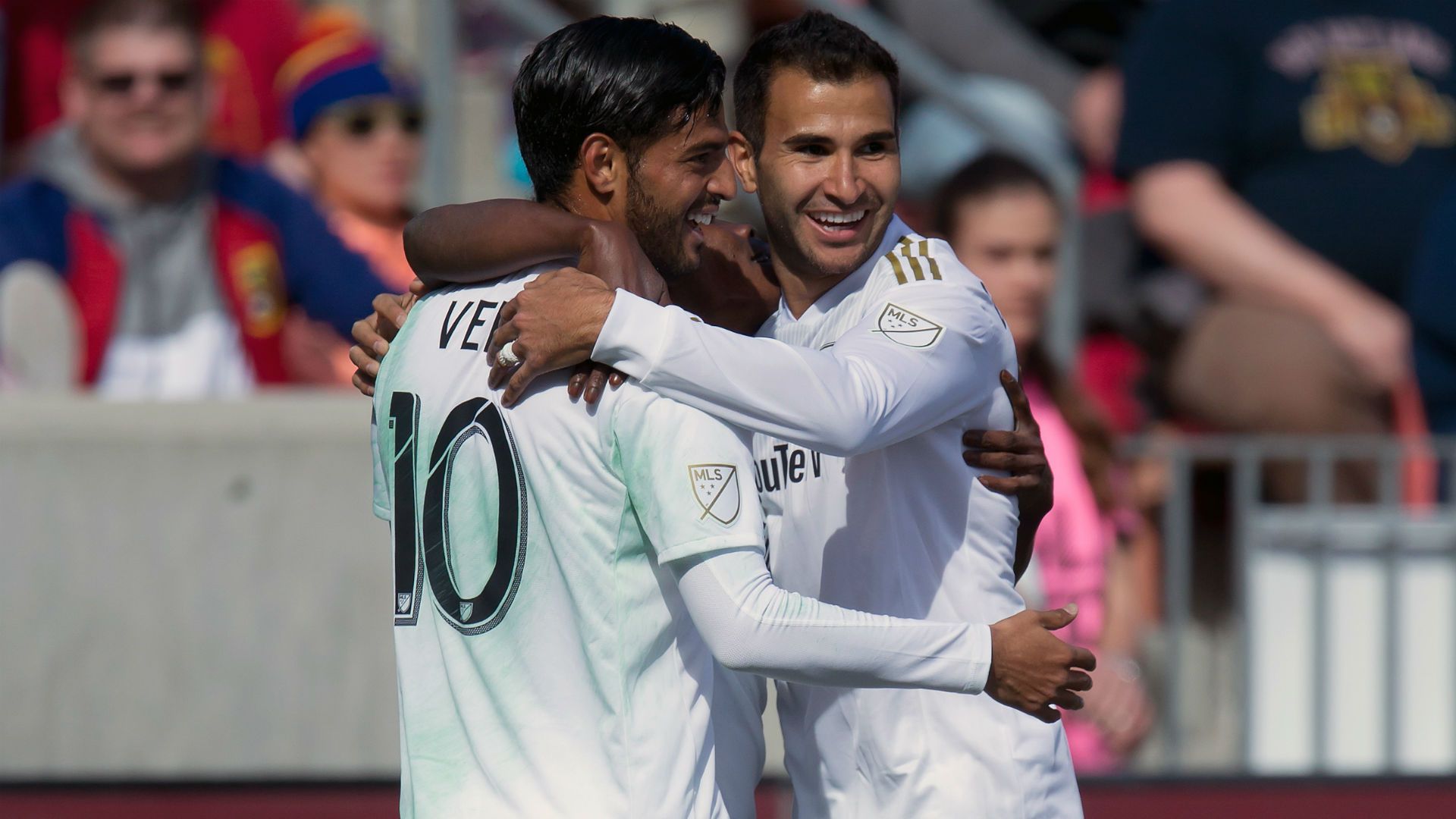 Carlos Vela Steven Beitashour LAFC MLS