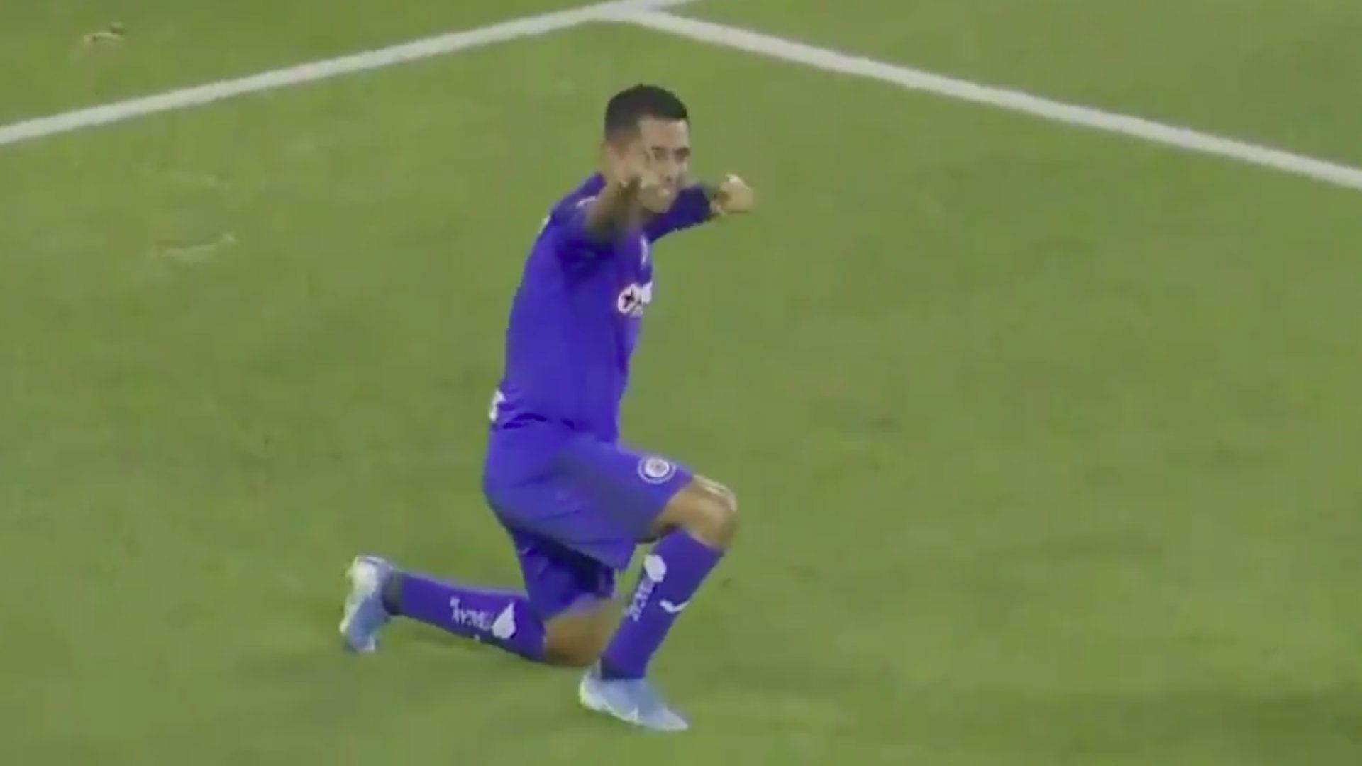 Elías Hernández Gol Cruz Azul