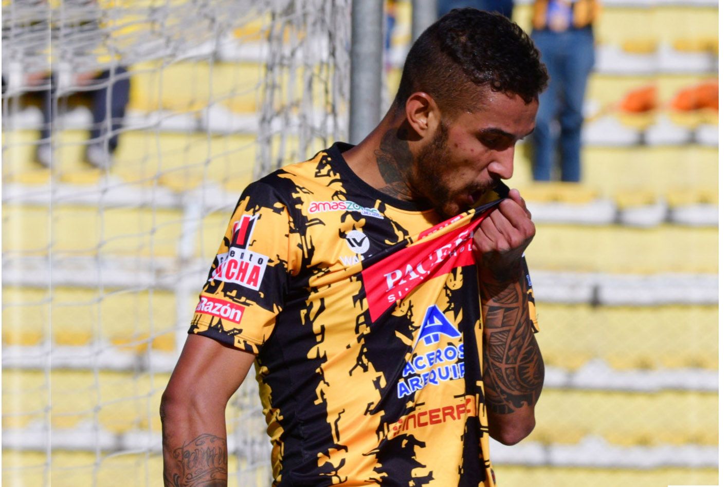 Pablo Moreira, The Strongest