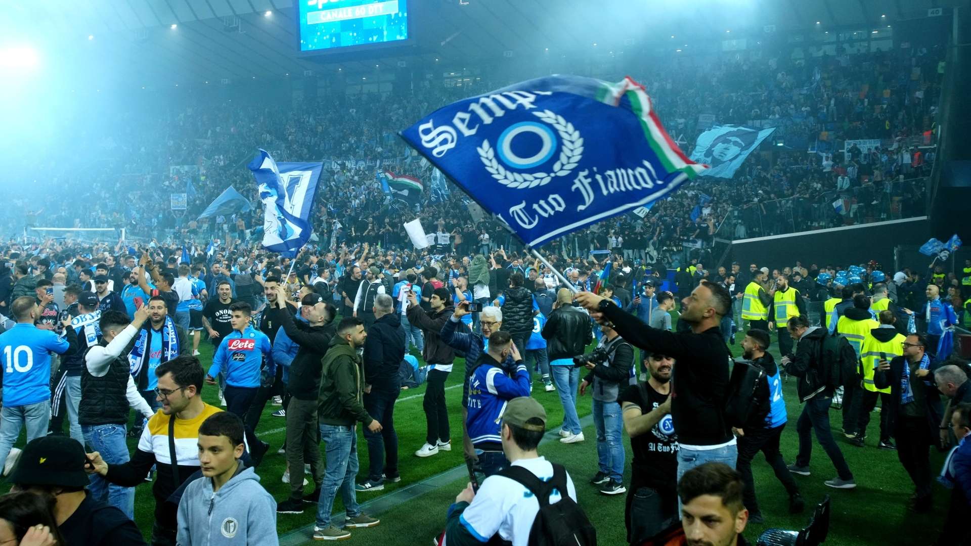 Napoli fans Udine