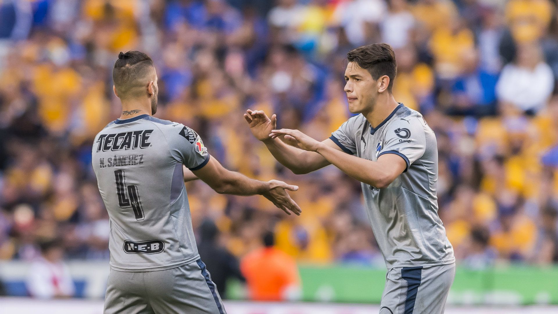 César Montes Liga MX Monterrey