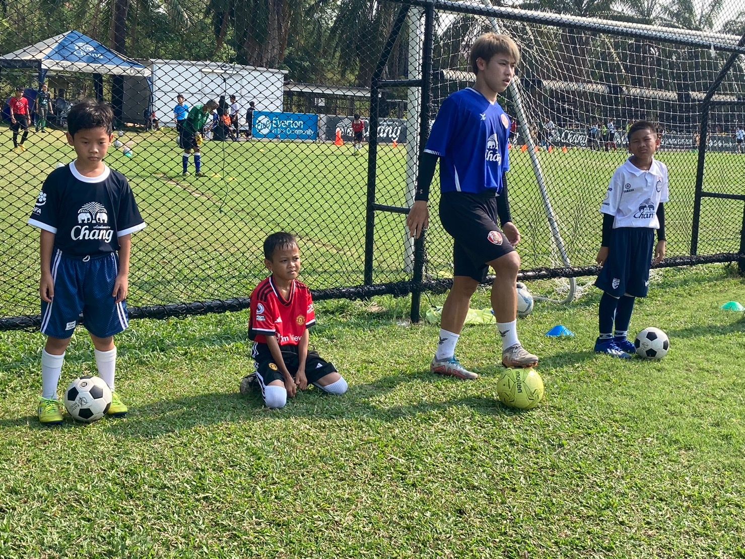 ไทยเบฟ ฟุตบอล อะคาเดมี่ 3