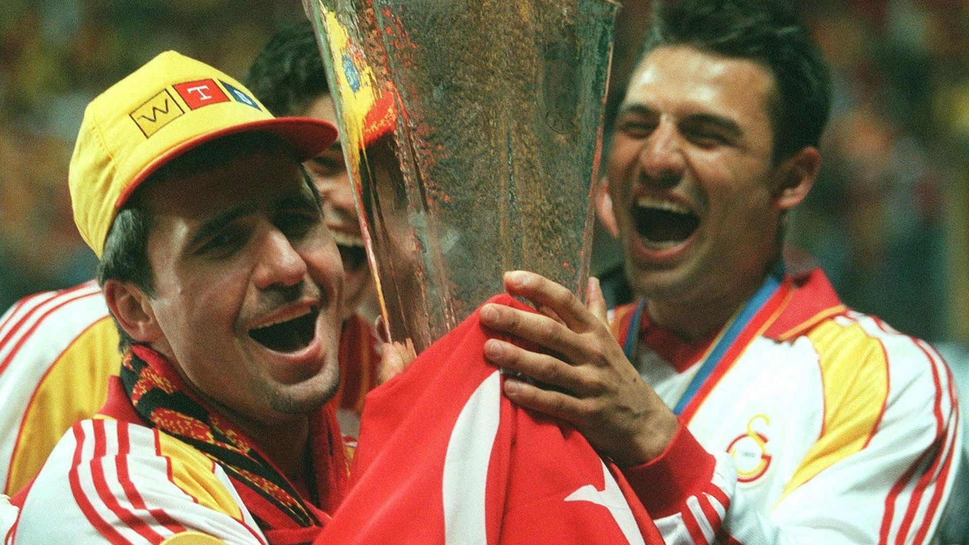 Gheorghe Hagi Fatih Akyel Galatasaray 2000