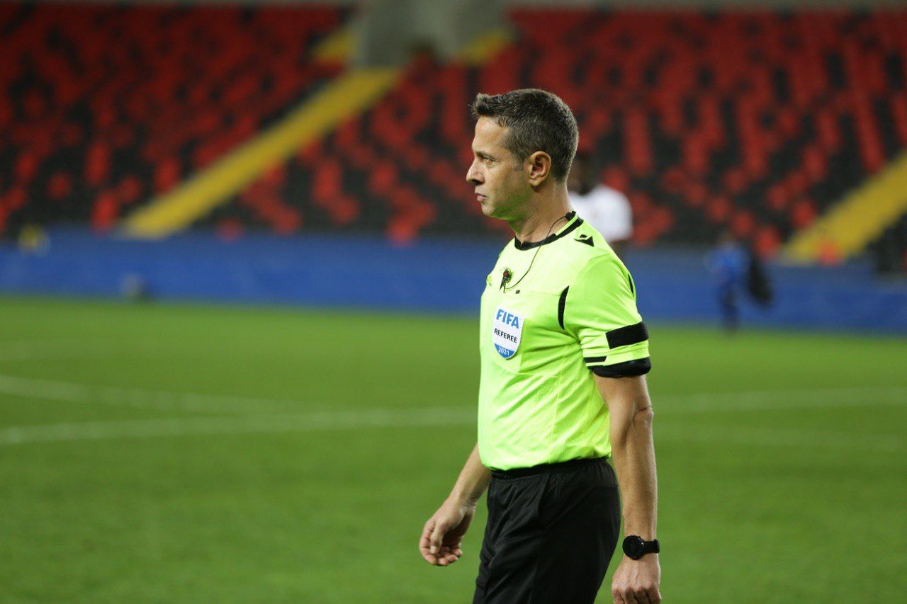 Halis Özkahya 
