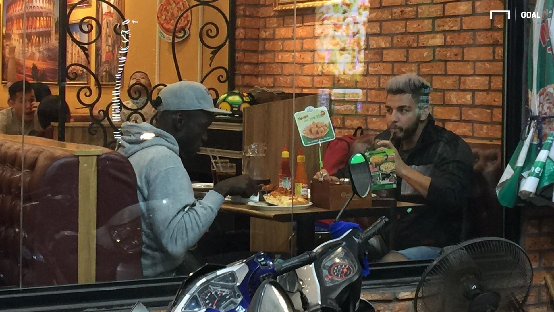 Diego Silva - Sekou Sylla | Hai Phong's Training Session | 2 December 2019. Chuyển nhượng V.League. Chuyển nhượng Hải Phòng. Hải Phòng chiêu mộ Michal Nguyễn. Hải Phòng chiêu mộ vua phá lưới Thai League 2. HLV Ngô Quang Trường. HLV Trương Việt Hoàng. CLB Hải Phòng. CLB bóng đá Hải Phòng. Hải Phòng bổ nhiệm HLV trưởng Ngô Quang Trường. Michal Nguyễn. Chuyển nhượng. Trực tiếp bóng đá. Trực tiếp bóng đá hôm nay. Xem bong da. Bong da. Bóng đá. Kết quả bóng đá. Lịch thi đấu V.League 2020. V.League 2020. Diego Silva Oliveira. Vua phá lưới Thai League 3. Diego Silva Oliveira - Đồng Tháp V.League 2015.