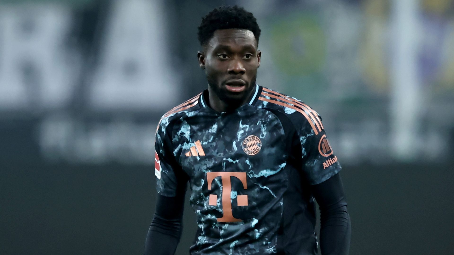 Alphonso Davies Bayern 01112025