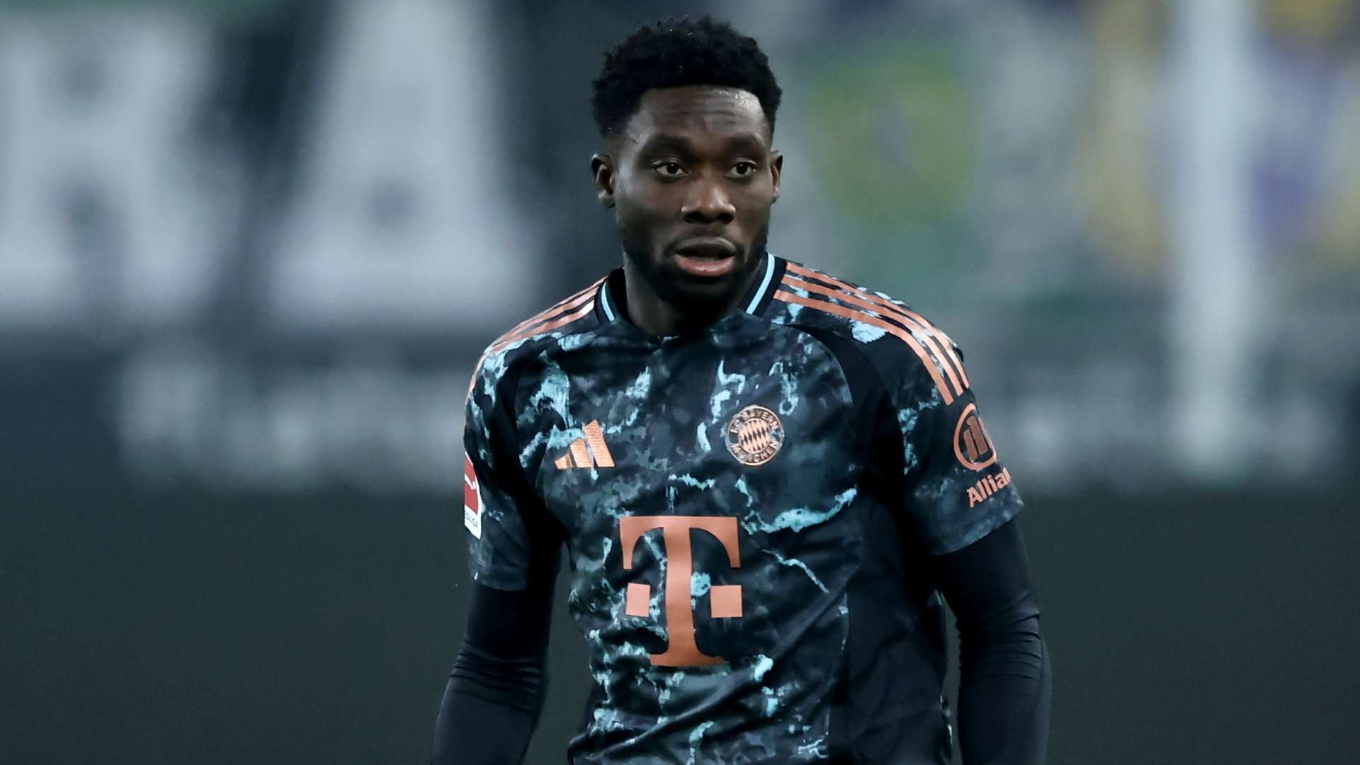 Alphonso Davies Bayern 01112025