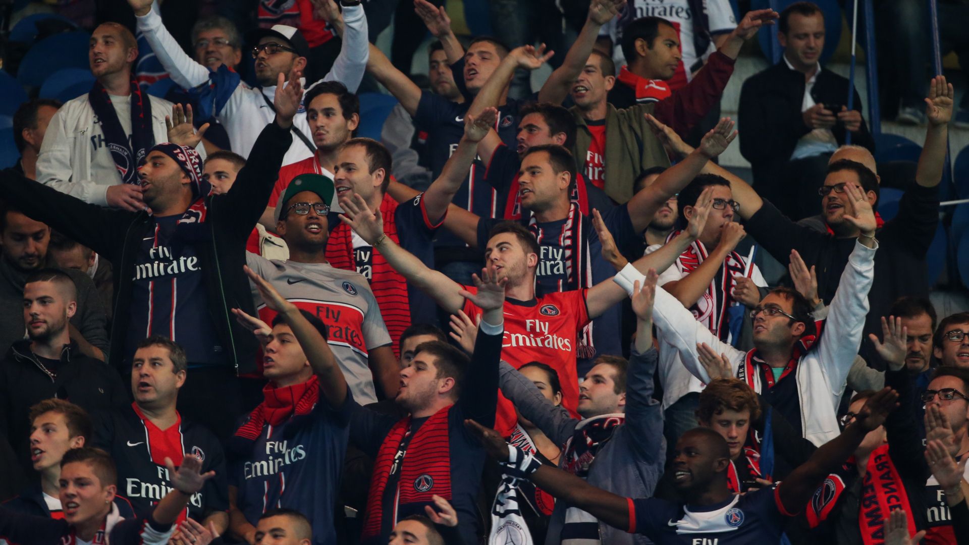 PSG Benfica fans Champions League