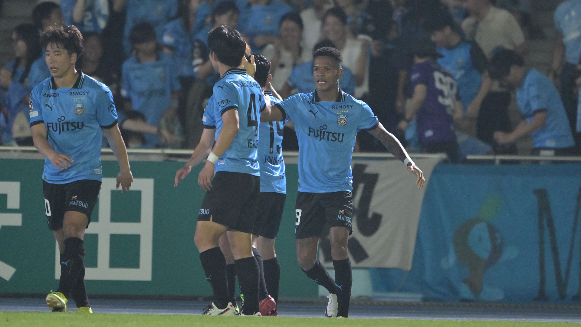 激レア 試合告知用タペストリー ジュニーニョ　フロンターレACLE準優勝記念 お知らせ | 川崎フロンターレオフィシャルWEBショップ「AZZURRO