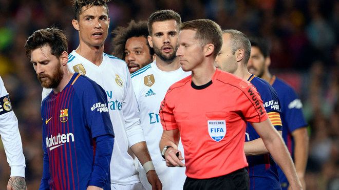 Spanish Referee Alejandro Jose Hernandez Hernandez Barcelona vs Real Madrid