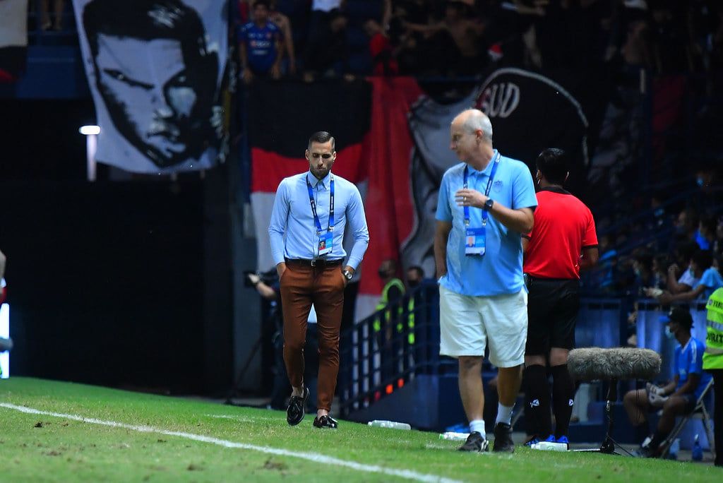 มาริโอ ยูรอฟสกี้ - อเล็กซานเดร กามา