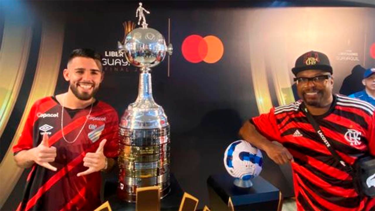 Buchecha e MC Jessé, cantores na final da Libertadores 29102022