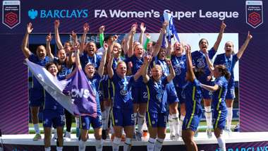 Chelsea WSL title trophy 2021-22