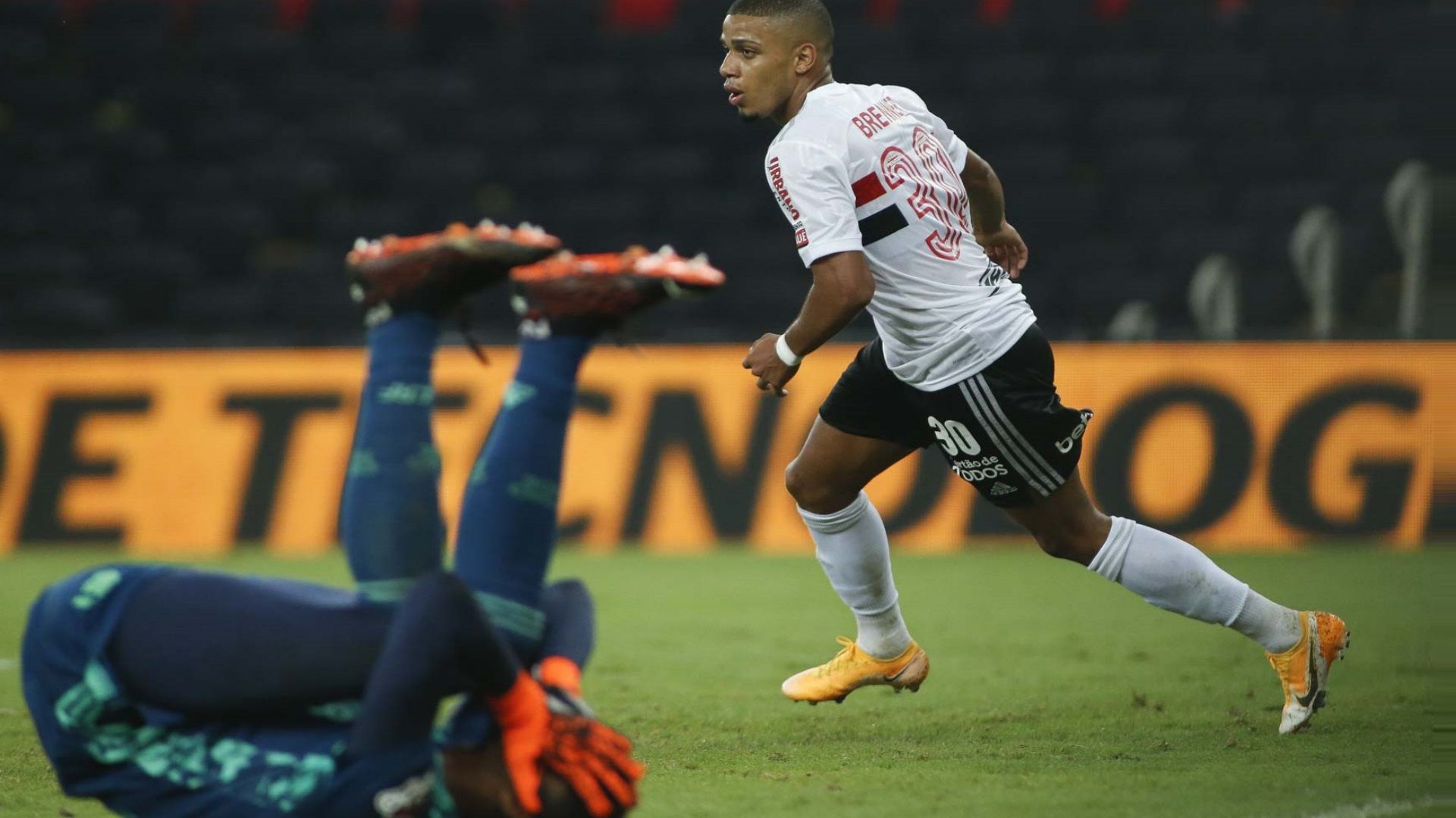 Brenner Hugo de Souza Flamengo São Paulo Copa do Brasil 11 11 2020