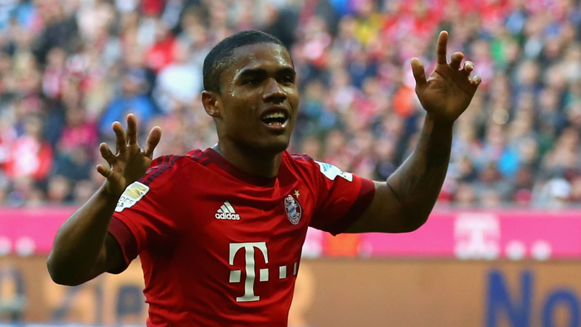 Douglas Costa