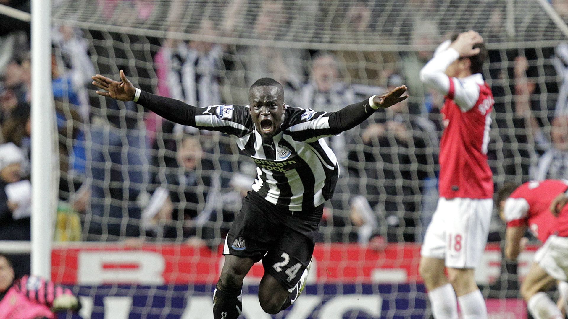 Cheik Tiote Newcastle United v Arsenal Premier League 05022011