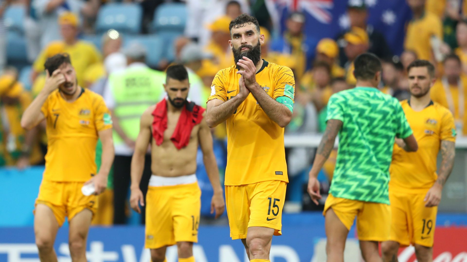 Mile Jedinak Australia Peru World Cup 260618