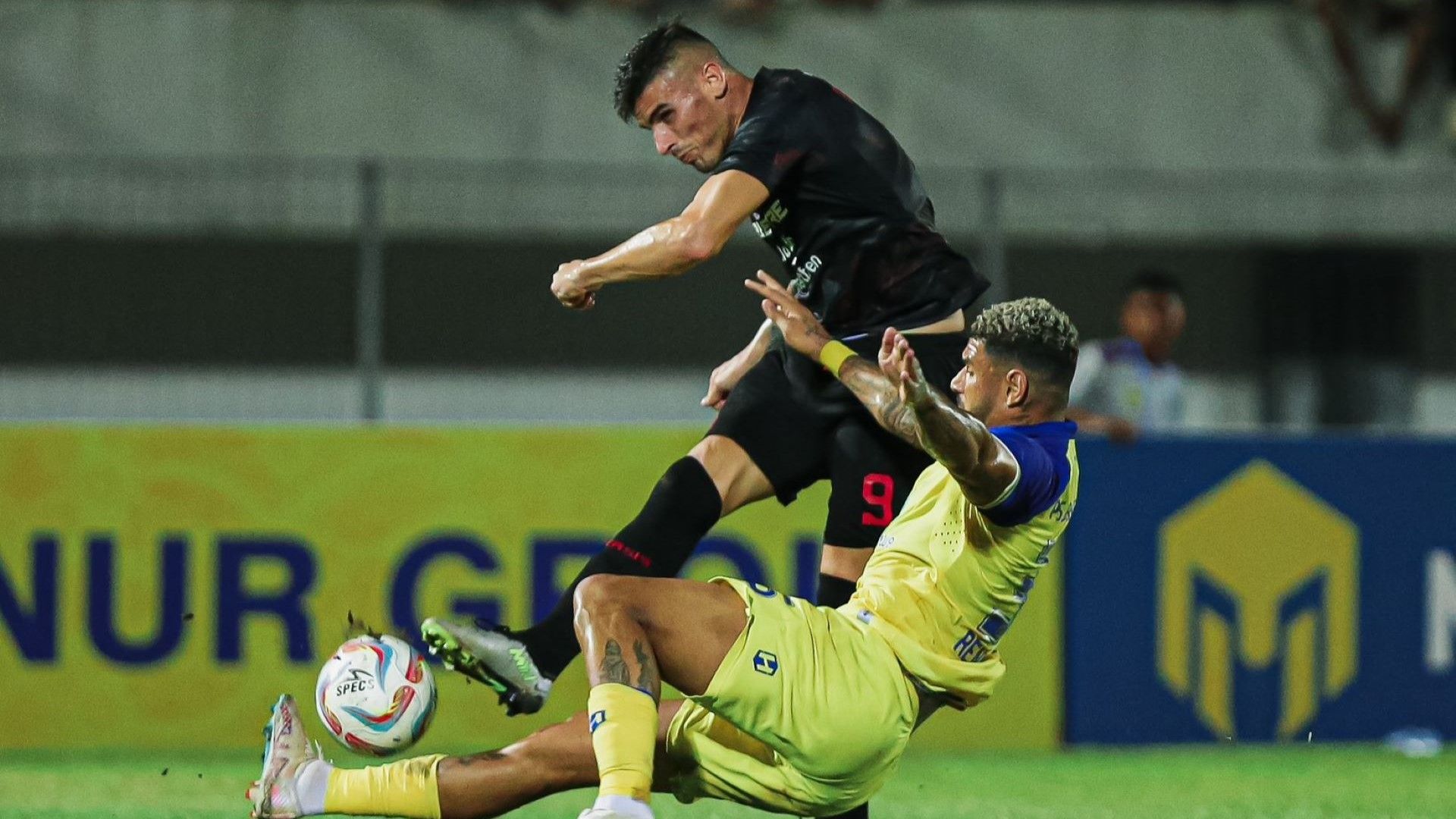 Renan Alves  & Fernando Rodriguez - Barito Putera vs Persis Solo 03092023