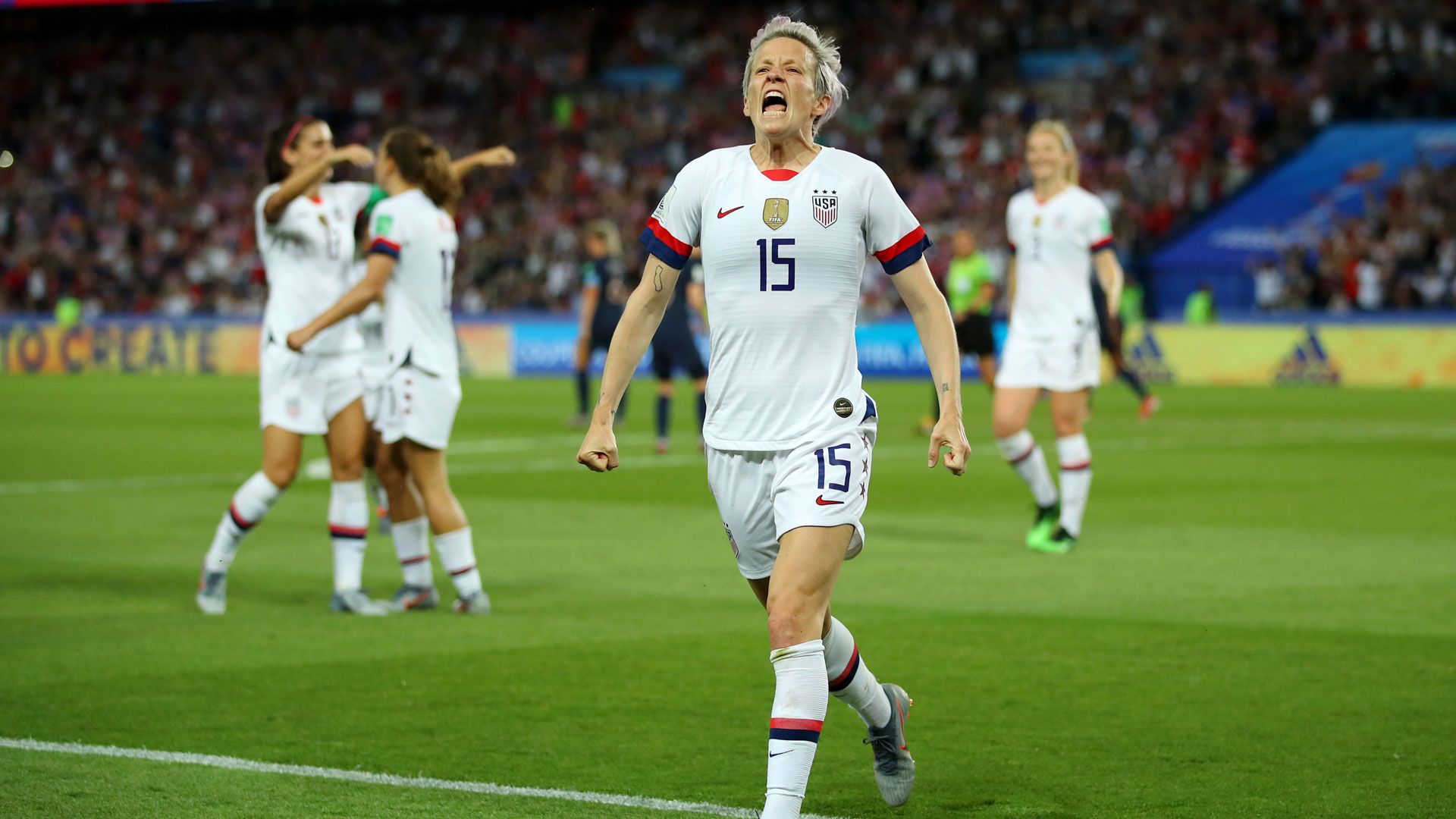 サッカー　ユニフォーム　ラピノー　アメリカ代表　女子　フットサル 王者”アメリカ女子代表、W杯新ユニフォーム発表！「革新的アート