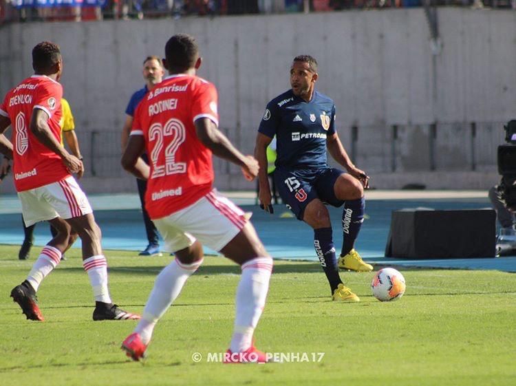 Universidad de Chile vs. Inter de Porto Alegre | Jean Beausejour