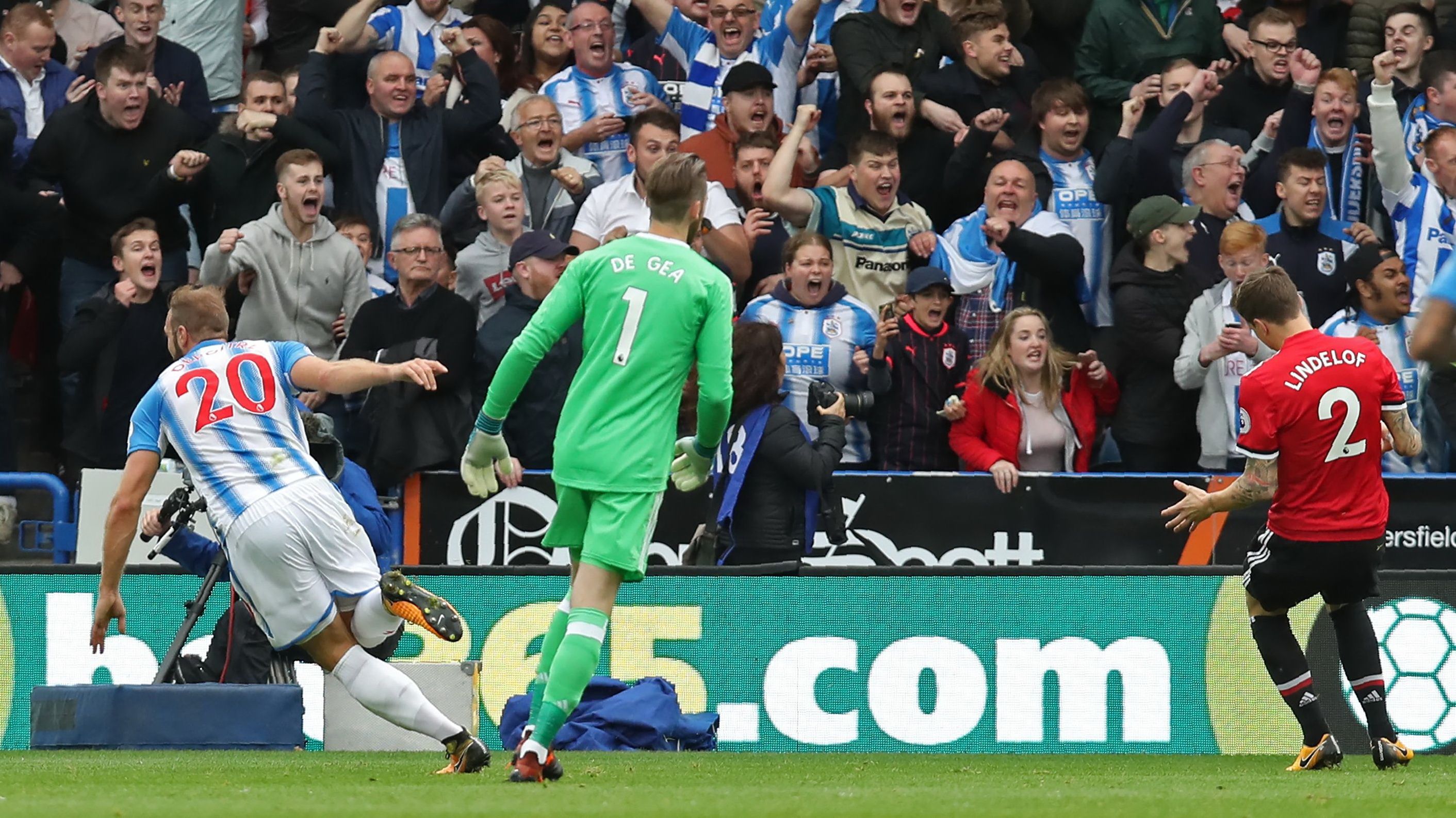 David De Gea Victor Lindelof Manchester United Huddersfield Town