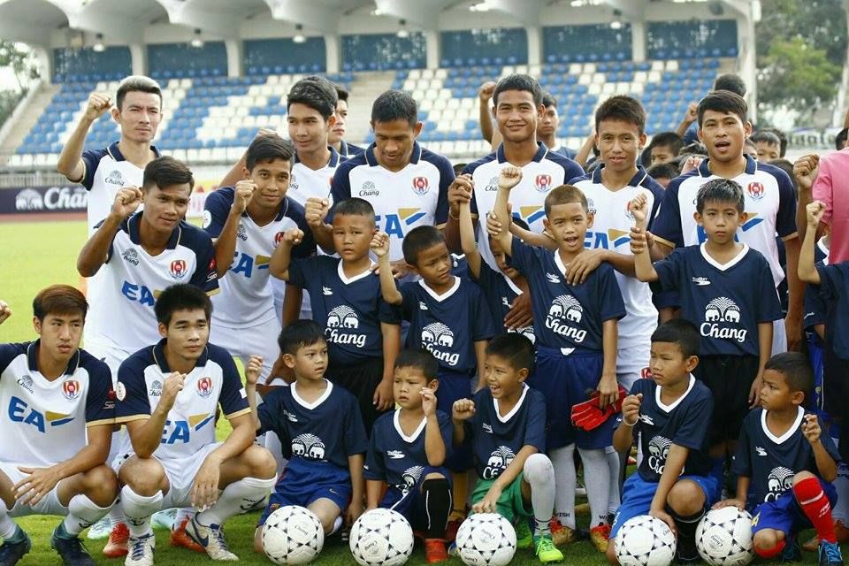 "ช้าง โมบาย ฟุตบอล ยูนิต ปีที่ 7"