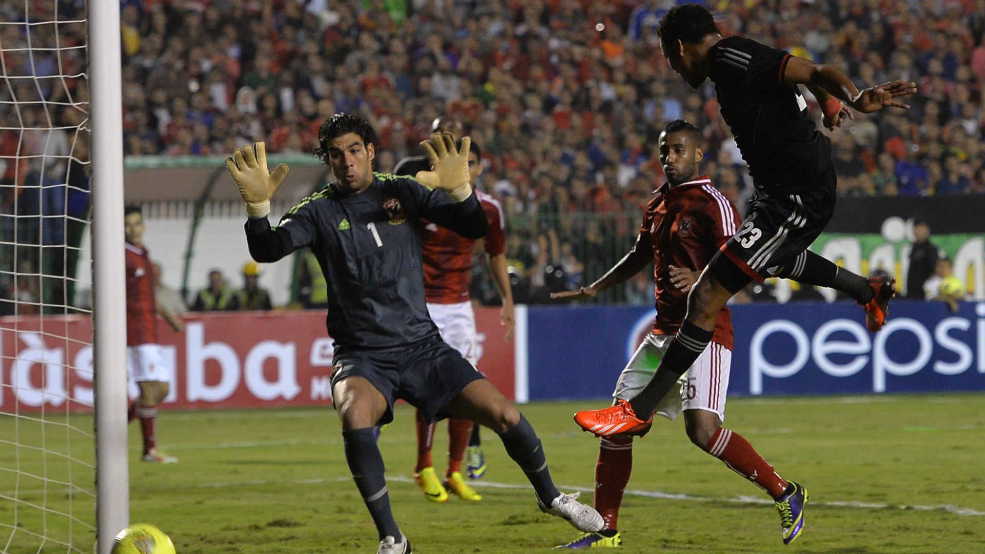 Tlou Segolela Orlando Pirates